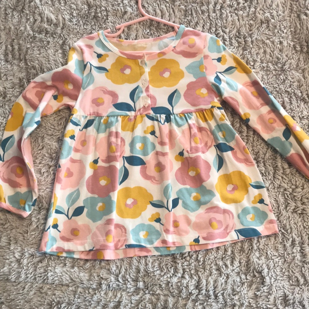 Carter’s floral top! Sz 5T